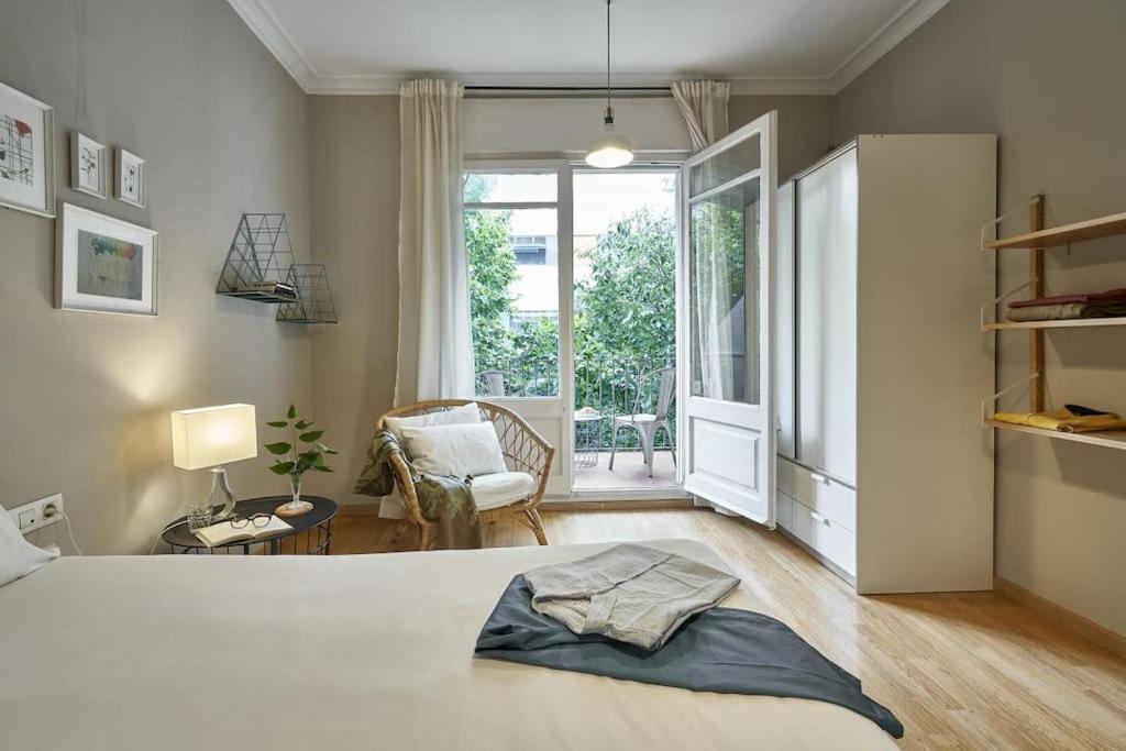 Magnificent 4 Bedroom Apartment In Eixample Barselona Dış mekan fotoğraf