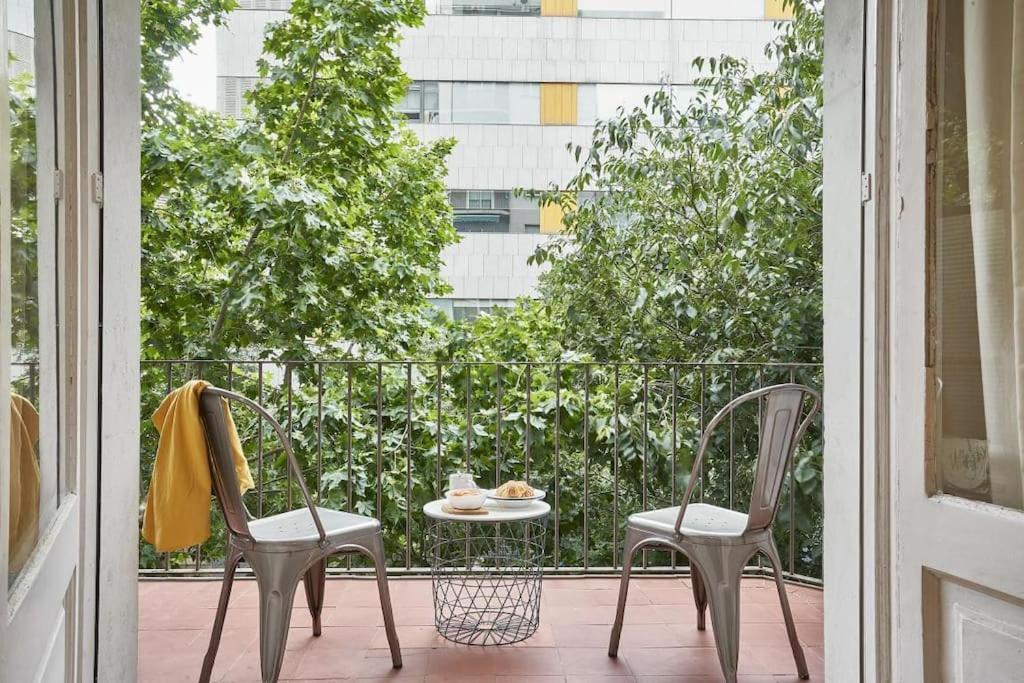 Magnificent 4 Bedroom Apartment In Eixample Barselona Dış mekan fotoğraf